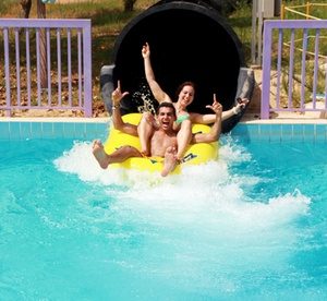 Ras Al-Khaimah: 4* Stay with Water Park Tickets