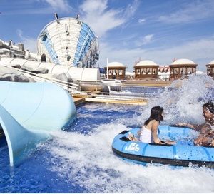 Umm Al Quwain: Stay with Water Park Tickets