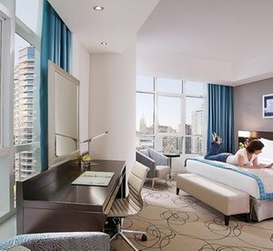 Dubai: New Year's 2- to 5-Night 4* Stay with Half Board