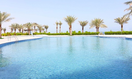 Fujairah: 5* Romantic Stay with Dinner