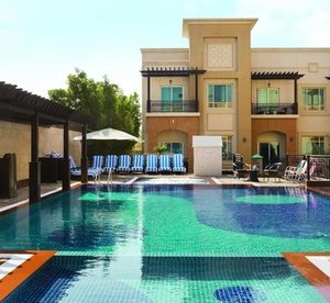 RAK: Overnight Stay for 4 Adults and 2 Children