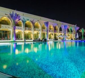 Abu Dhabi: 1-Night 4* Summer Stay with Breakfast